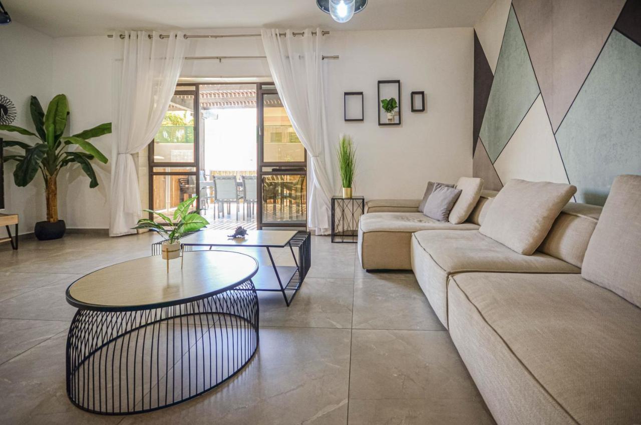 Yalarent Caesar's With Private Pool Villa *