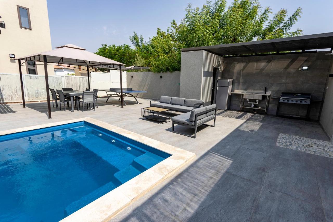 Yalarent Caesar's With Private Pool