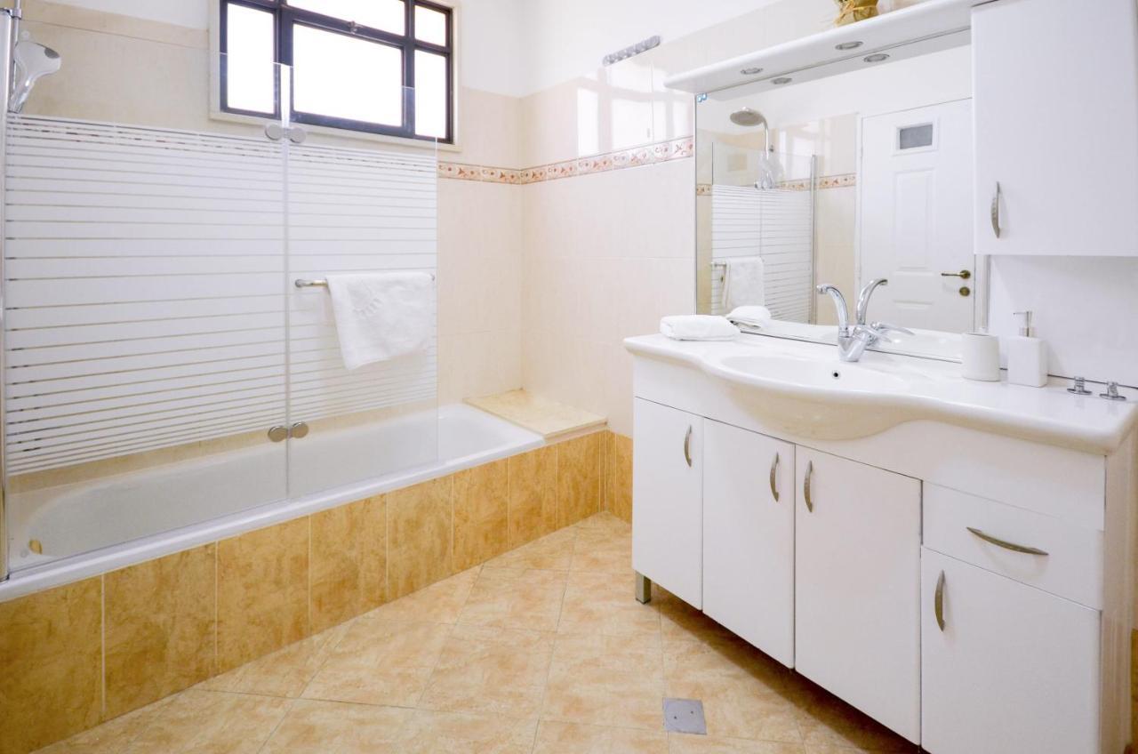 Yalarent Caesar's With Private Pool Villa *